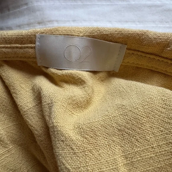 Yellow Ruffle Button-Up Women's Top - Picture 5 of 5